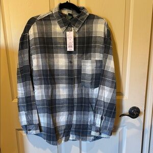 Wild Fable Black and White Plaid Button Down Shirt